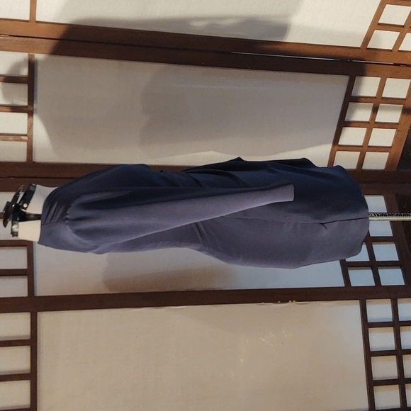 Niteline Della Roufogali Navy Front Cascade at the Waist Cocktail Dress Sz 4 - Picture 9 of 11